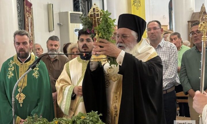 Εορτή-Υψώσεως-Τιμίου-Σταυρού-και-Χειροτονία-Πρεσβυτέρου-στη-Μητρόπολη-Θηβών