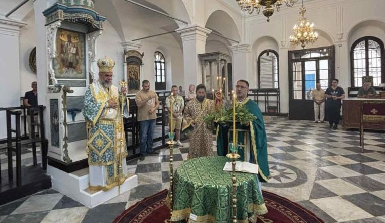 Η-εορτή-της-Παγκοσμίου-Υψώσεως-του-Τιμίου-Σταυρού-στο-Καστελλόριζο-και-η-απονομή-οφφικίου-του-Αρχιμανδρίτη-π.-Νικόδημο-Σκλέπα