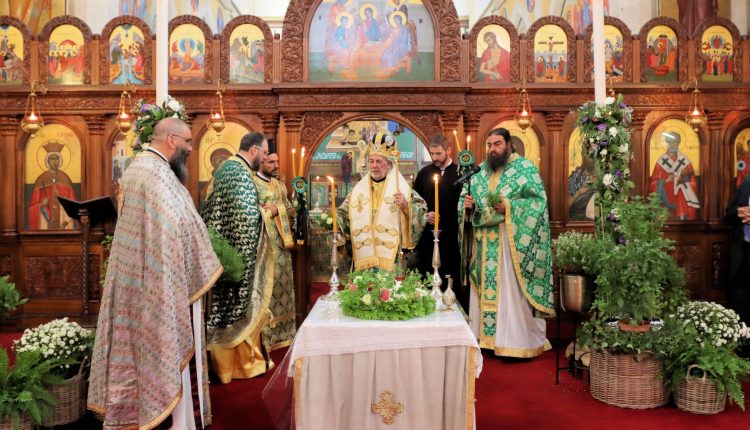 Η-Εορτή-της-Υψώσεως-του-Τιμίου-Σταυρού-στο-golders-green