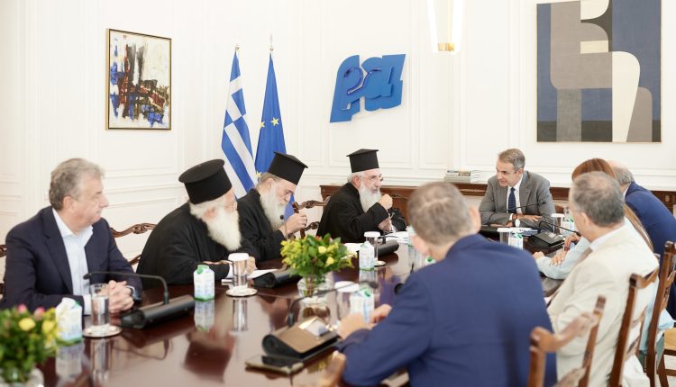 Η-Εκκλησία-της-Κρήτης-μετά-τη-συνάντηση-στο-Μέγαρο-Μαξίμου