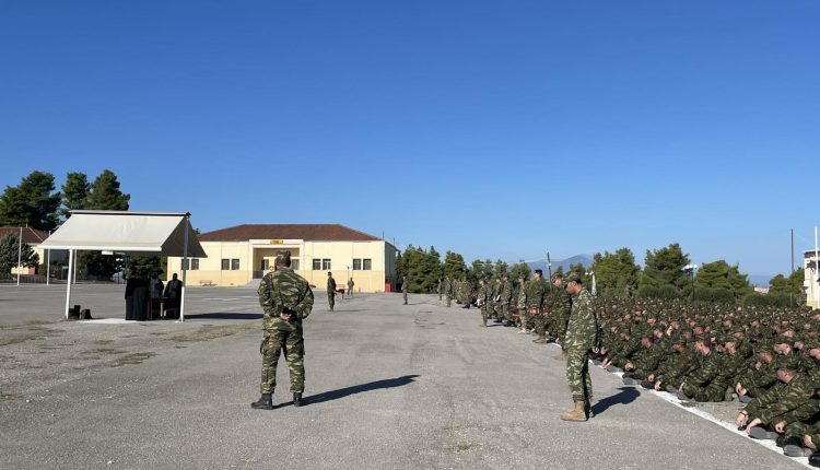 Αγιασμός-στο-Κέντρο-Εκπαιδεύσεως-Πυροβολικού-Θηβών