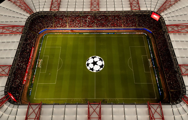 Ολυμπιακός-–-Πάφος:-Μαγικές-εικόνες-από-το-κατάμεστο-Καραϊσκάκη