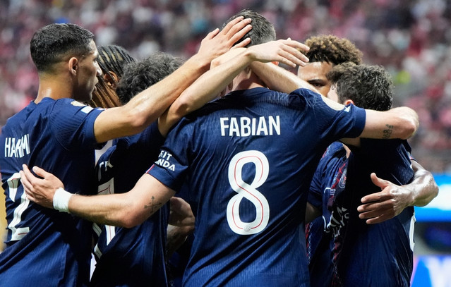 champions-league:-4άρα-η-Παρί,-νίκες-για-Μπάγερν,-Λίβερπουλ-και-Ίντερ