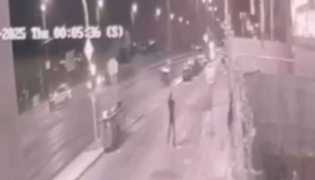 Βίντεο-ντοκουμέντο-από-τη-φονική-καραμπόλα-στη-λεωφόρο-Βουλιαγμένης-–-Πώς-έγινε-το-σοκαριστικό-τροχαίο