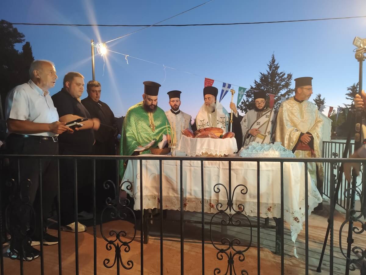 Ο-Θεσσαλιώτιδος-Τιμόθεος-για-τη-σημασία-της-συμμετοχής-στα-μυστήρια-της-Εκκλησίας,-στην-προσευχή,-στη-νηστεία