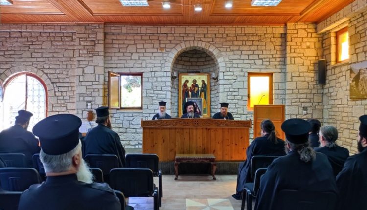 Σύναξη-για-τους-Ενοριακούς-Κύκλους-Μελέτης-Αγίας-Γραφής-στη-Μητρόπολη-Αιτωλίας-και-Ακαρνανίας