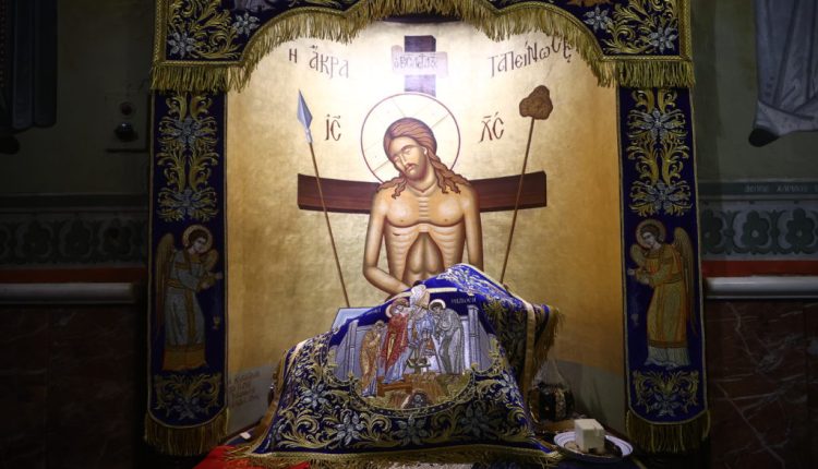 ΖΩΝΤΑΝΑ:-Όρθρος-και-Θεία-Λειτουργία-από-τον-ΙΝ.-Αγίου-Γεωργίου-Παπάγου-–-Ψάλλει-η-ΕΛΒΥΧ