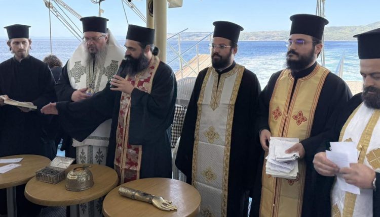 Πραγματοποιήθηκε-ο-προσκυνηματικός-περίπλους-του-Αγιώνυμου-Όρους-της-Μητροπόλεως-Λαρίσης