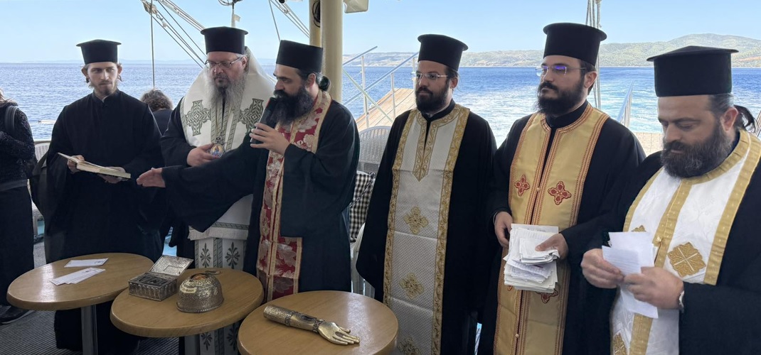 Πραγματοποιήθηκε-ο-προσκυνηματικός-περίπλους-του-Αγιώνυμου-Όρους-της-Μητροπόλεως-Λαρίσης