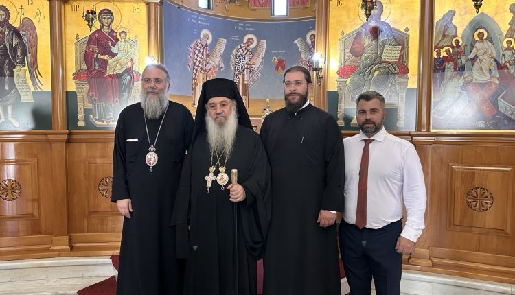 Ο-Μητροπολίτης-Τρίκκης-στην-Ενθρόνιση-του-Μητροπολίτη-Αργυροκάστρου