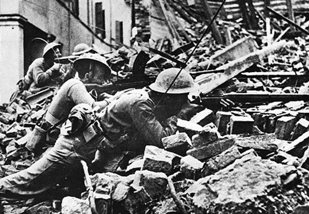 21-Σεπτεμβρίου-1944:-Η-3η-Ορεινή-Ταξιαρχία-υψώνει-την-Ελληνική-σημαία-στο-Ρίμινι