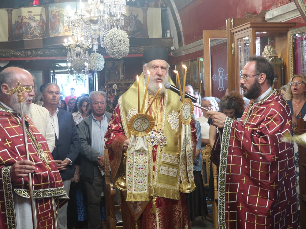 Οι-Μυκόνιοι-τίμησαν-την-ιερά-μνήμη-του-Αγίου-Νεομάρτυρος-Μανουήλ,-του-Κρητός