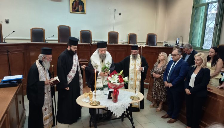 Σερρών-Θεολόγος:-Το-έργο-της-δι­και­ο­σύ­νης-και-των-λει­τουρ­γών-της-εί­ναι-άξιο-σεβασμού,-αναντικατάστατο-και-κο­ρυ­φαί­ο