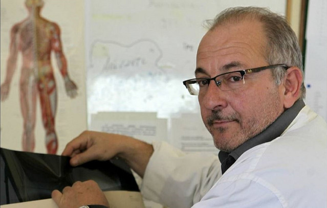 Παπανικολάου-σε-Πορτοσάλτε-για-την-απεργία-πείνας-Ρούτσι:-Θα-σηκωθεί-ο-άγνωστος-στρατιώτης-και-θα-σας-πλακώσει-στις-κλωτσιές