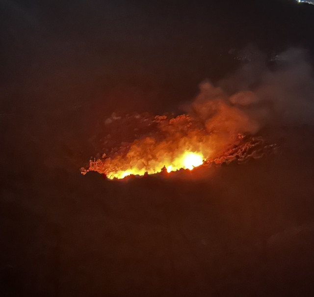 Φωτιά-στην-Πάρνηθα-–-Ισχυρές-πυροσβεστικές-δυνάμεις-στο-σημείο