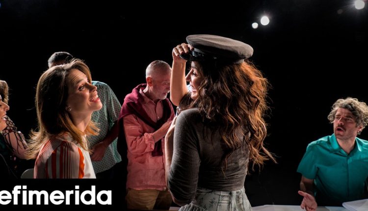 Ο-Ελληνικός-κινηματογράφος-στο-θέατρο-Πέντε-θρυλικές-ταινίες,-που-βλέπουμε-ξανά-και-ξανά,-κάνουν-πρεμιέρα