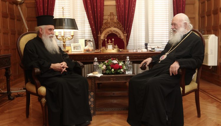 Σινά-Συμεών-σε-Αρχιεπίσκοπο-Ιερώνυμο:-“Ευχαριστούμε-την-Εκκλησία-της-Ελλάδος-για-την-στήριξη”-–-Πρώτη-συνάντηση-στην-Αθήνα-μετά-την-εκλογή
