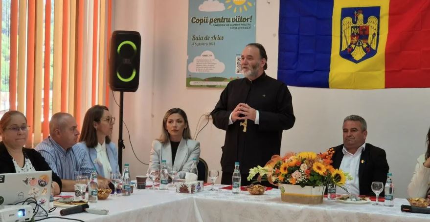 Αρχιεπισκοπή-Άλμπα-Ιούλια:-Γονείς,-σχολείο-και-Εκκλησία-συνεργάζονται-για-την-πρόληψη-όλων-των-μορφών-εξαρτήσεων