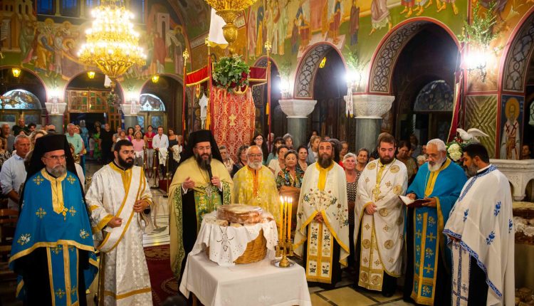 Ο-πανηγυρικός-εσπερινός-της-Μυρτιδιώτισσας-στην-Πύλο