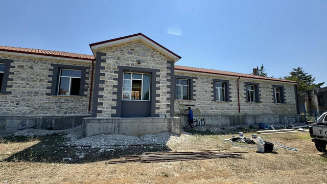 Επενδύοντας-στη-νέα-γενιά:-Η-Ελληνικός-Χρυσός-αναβαθμίζει-τα-σχολεία-του-Δήμου-Αριστοτέλη