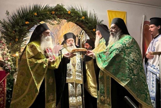 Η-εορτή-της-“Μυρτιδιωτίσσης”-στο-Μετόχι-της-ΙΜ-Αγίου-Παύλου-του-Αγ.-Όρους-στη-Σταμάτα-Αττικής