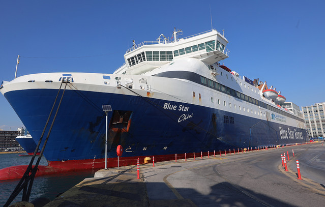 Θρήνος-για-τον-20χρονο-ναυτικό-που-σκοτώθηκε-στον-Πειραιά:-Πώς-έγινε-η-τραγωδία;-–-Αυτοψία-στο-πλοίο-που-έχασε-τη-ζωή-του