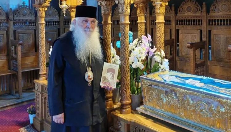 Ο-Μητροπολίτης-Αργολίδος-Νεκτάριος-στη-Μονή-Σιχαστρίας