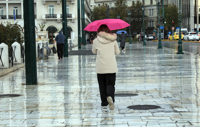 «Ακραία-επικίνδυνη»-κακοκαιρία-τις-επόμενες-ημέρες-–-Σε-ποιες-περιοχές-θα-χτυπήσει,-πάνω-από-24-ώρες-θα-διαρκέσουν-οι-καταιγίδες