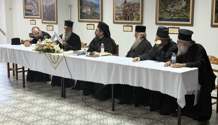 Πραγματοποιήθηκε-η-1η-Ιερατική-Σύναξη-(2025-2026)-της-Μητροπόλεως-Καστορίας