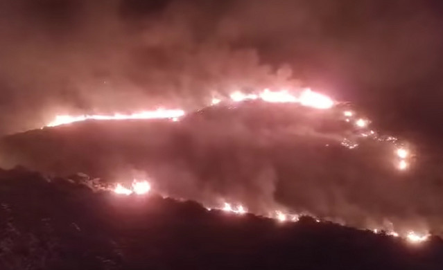 Υπό-μερικό-έλεγχο-η-πυρκαγιά-σε-δασική-έκταση-στα-Ανώγεια-Ρεθύμνου