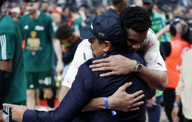 Αταμάν:-Ίσως-ο-Γιάννης-Αντετοκούνμπο-παίξει-στον-Παναθηναϊκό-μια-μέρα