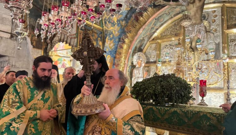 Η-εορτή-της-Υψώσεως-του-Τιμίου-Σταυρού-στο-Πατριαρχείο-Ιεροσολύμων