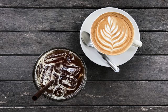 7-τρόποι-με-τους-οποίους-κάνετε-τον-καφέ-σας-ανθυγιεινό-χωρίς-να-το-συνειδητοποιείτε