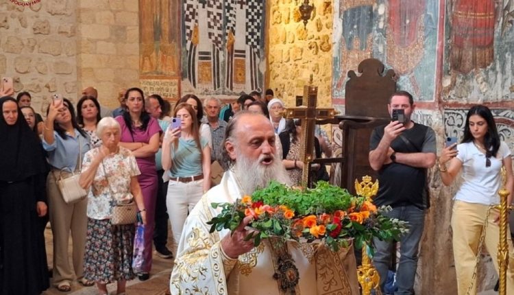 Η-εορτή-της-Ύψωσης-του-Τιμίου-Σταυρού-στην-Ιερά-Μονή-του-Σταυρού-στα-Ιεροσόλυμα