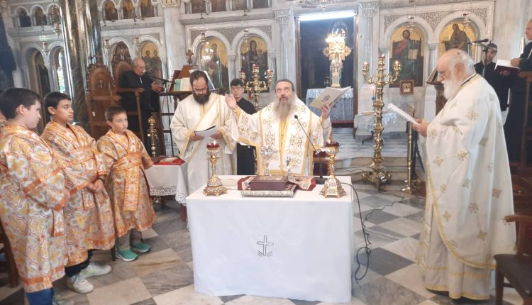 Λατρευτική-και-πνευματική-διακονία-στην-Ιερά-Μητρόπολη-Χίου