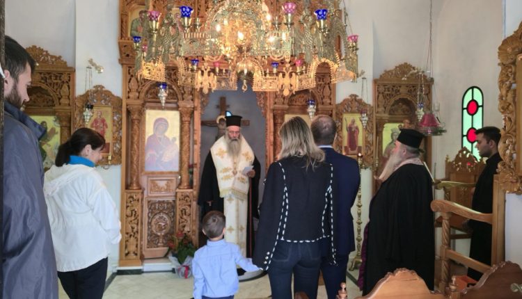 Ο-Μητροπολίτης-Κίτρους-τέλεσε-Τρισάγιο-στη-μνήμη-του-ζεύγους-Λαϊνοπούλου