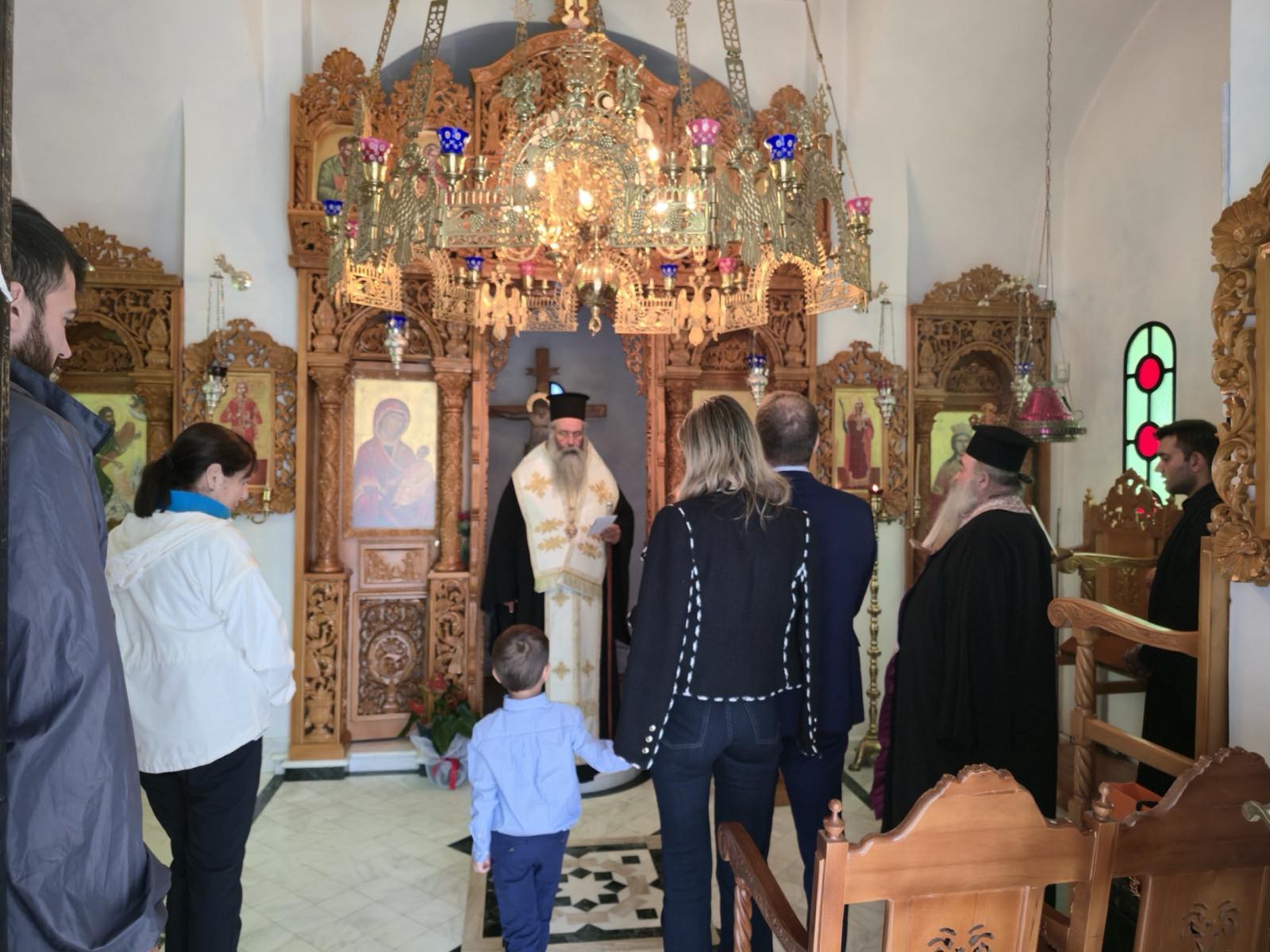 Ο-Μητροπολίτης-Κίτρους-τέλεσε-Τρισάγιο-στη-μνήμη-του-ζεύγους-Λαϊνοπούλου