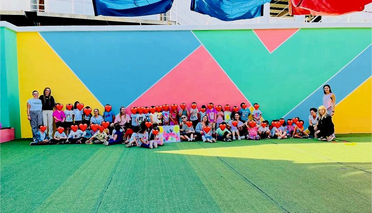 Φοιτήτριες-από-το-ΤΕΦΑΑ-του-Δημοκρίτειου-Παν/μιου-Θράκης-στους-Βρεφονηπιακούς-της-Μητροπόλεως-Μαρωνείας