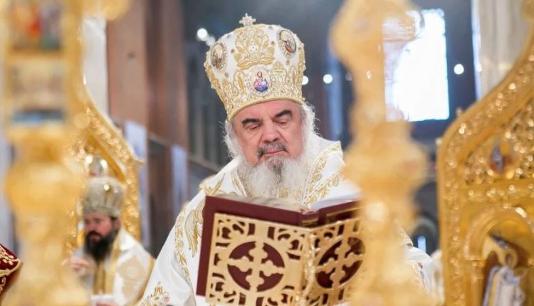 Συνοδικά-τιμήθηκαν-τα-18-έτη-από-την-ενθρόνιση-του-Πατριάρχη-Ρουμανίας