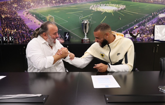 ΑΕΚ:-Ανανέωσε-μέχρι-το-2029-ο-Μουκουντί