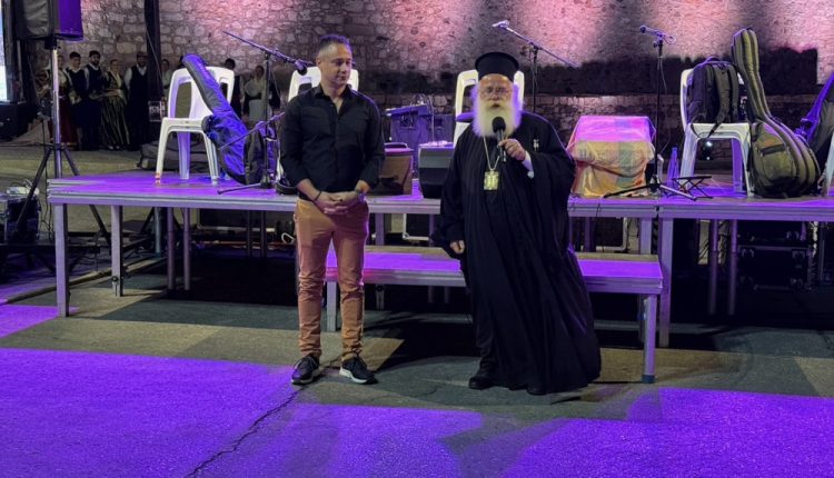 Ο-Μητροπολίτης-Ιεραπύτνης-στη-Γιορτή-Τουρισμού-του-Δήμου-Ιεράπετρας