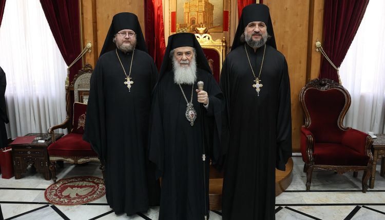 Ο-Πατριάρχης-Ιεροσολύμων-δέχθηκε-εκπροσώπους-της-Ρωσικής-Εκκλησιαστικής-Αποστολής