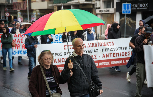 «Όχι-στη-13ωρη-δουλειά-σκλαβιά»:-Απεργιακές-συγκεντρώσεις-και-πορείες-στο-κέντρο-της-Θεσσαλονίκης