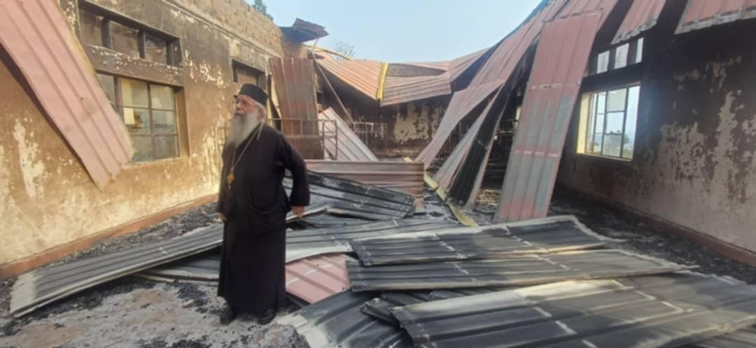 Φωτιά-προκάλεσε-ζημιές-σε-οικοτροφείο-Γυμνασίου-της-Επισκοπής-Μπουκόμπας