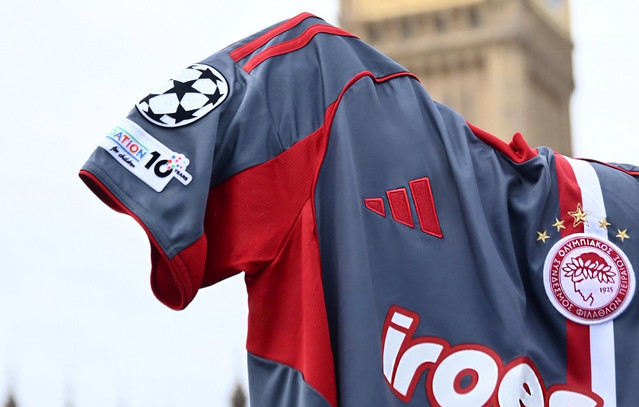 Ολυμπιακός:-Με-αυτή-τη-φανέλα-θα-αντιμετωπίσει-την-Άρσεναλ-στο-emirates