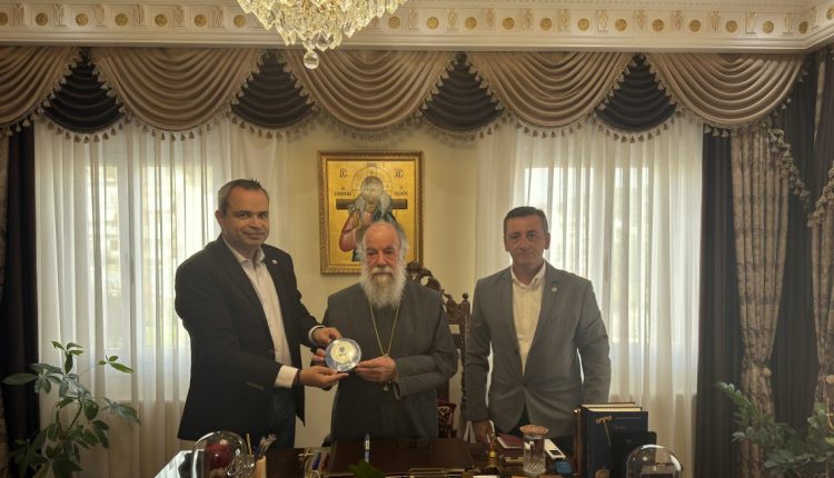 Επίσκεψη-της-Ένωσης-Αξιωματικών-ΕΛΑΣ-ΑΜΘ.-στον-Μητροπολίτη-Ελευθερουπόλεως