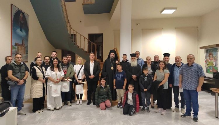 Αγιασμός-στην-Σχολή-Βυζαντινής-Μουσικής-και-Αγιογραφίας-στην-Μητρόπολη-Καστορίας