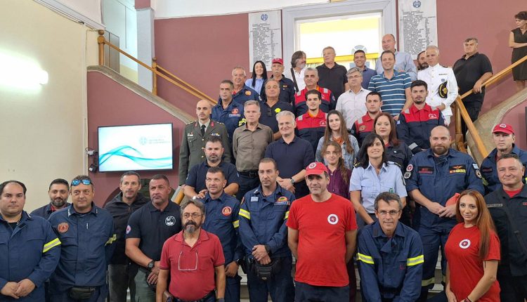 Στήριξη-στις-εθελοντικές-ομάδες-Πολιτικής-Προστασίας-με-137-νέες-στολές-από-την-Περιφέρεια-Πελοποννήσου-–-Περιφέρεια-Πελοποννήσου