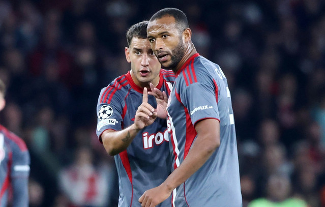 Θύμωσαν-στον-Ολυμπιακό-με-τους…-πανηγυριτζήδες-μετά-την-Άρσεναλ!