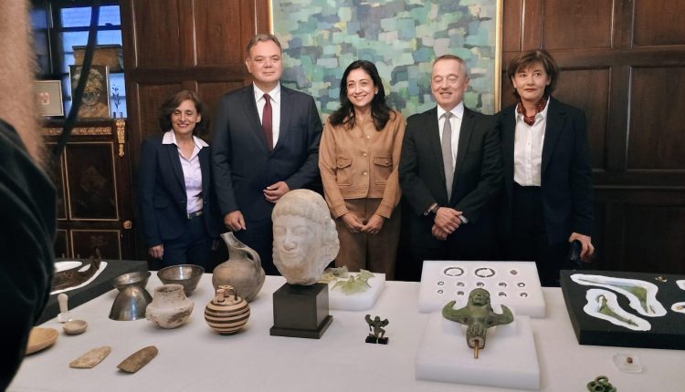 29-αρχαιότητες-επιστρέφουν-από-τη-Νέα-Υόρκη-στην-Ελλάδα